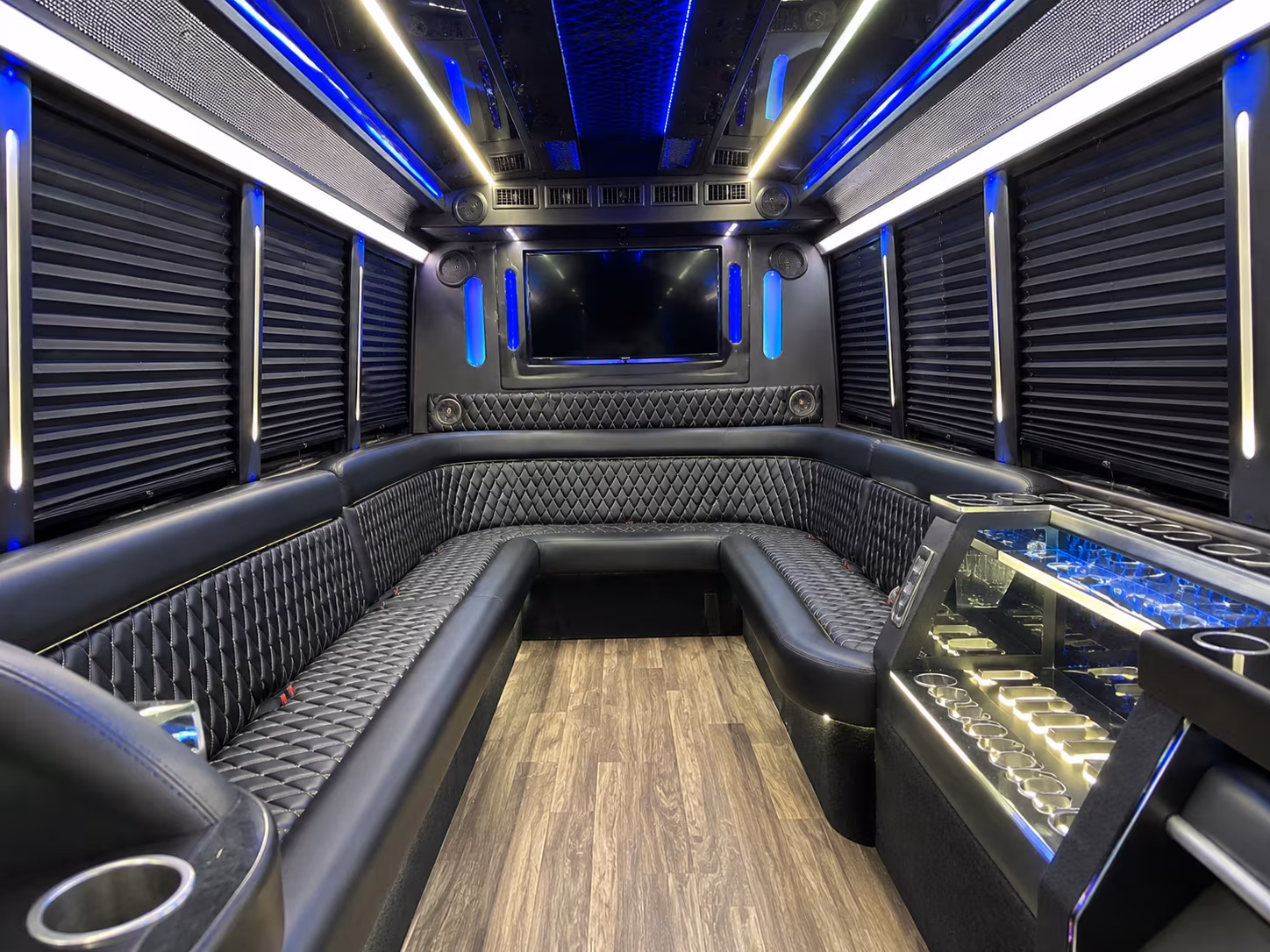 rochester corporate retreat shuttle bus rentals